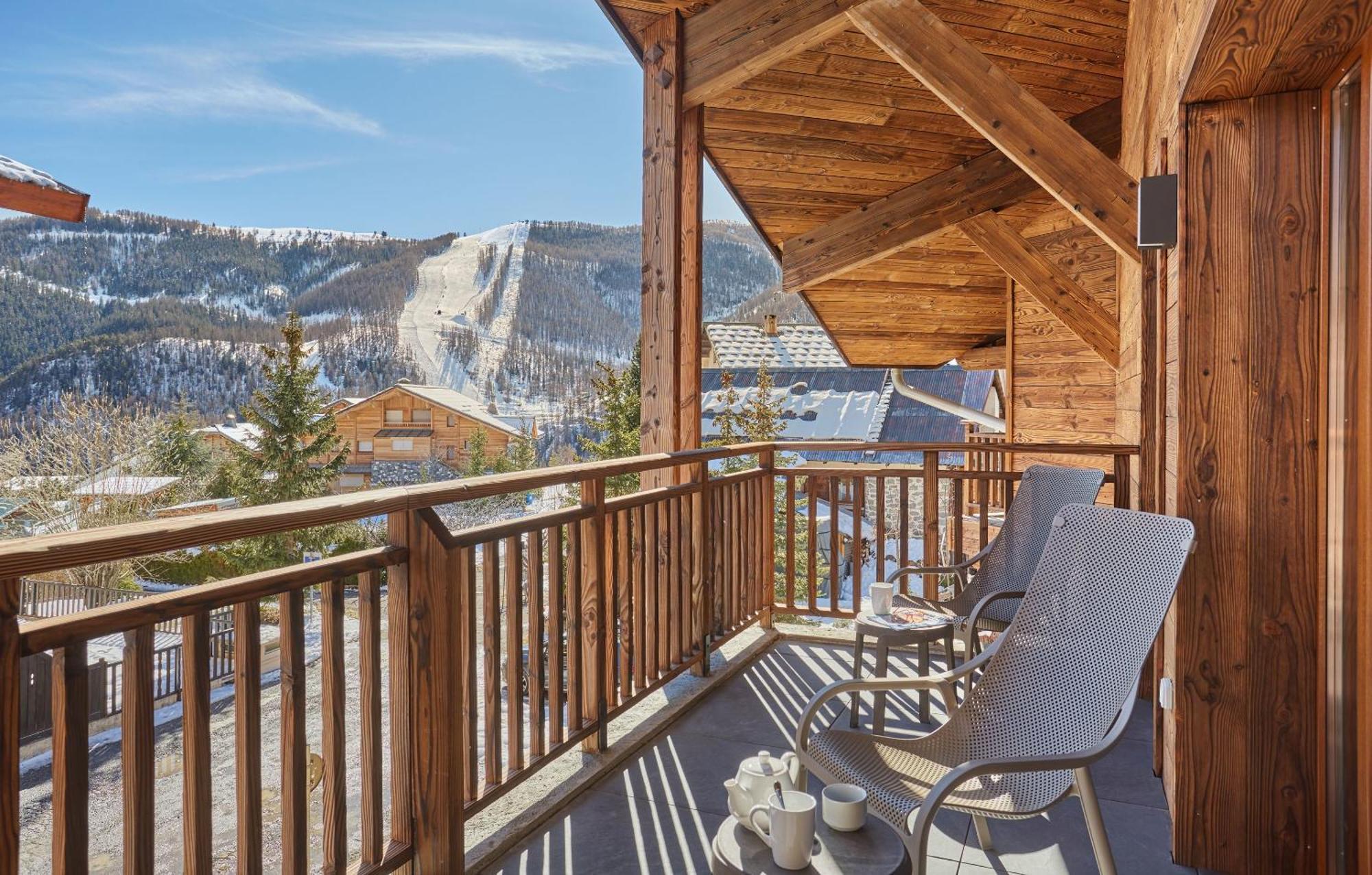 Residence Prestige Odalys Le Mont D'아론 외부 사진