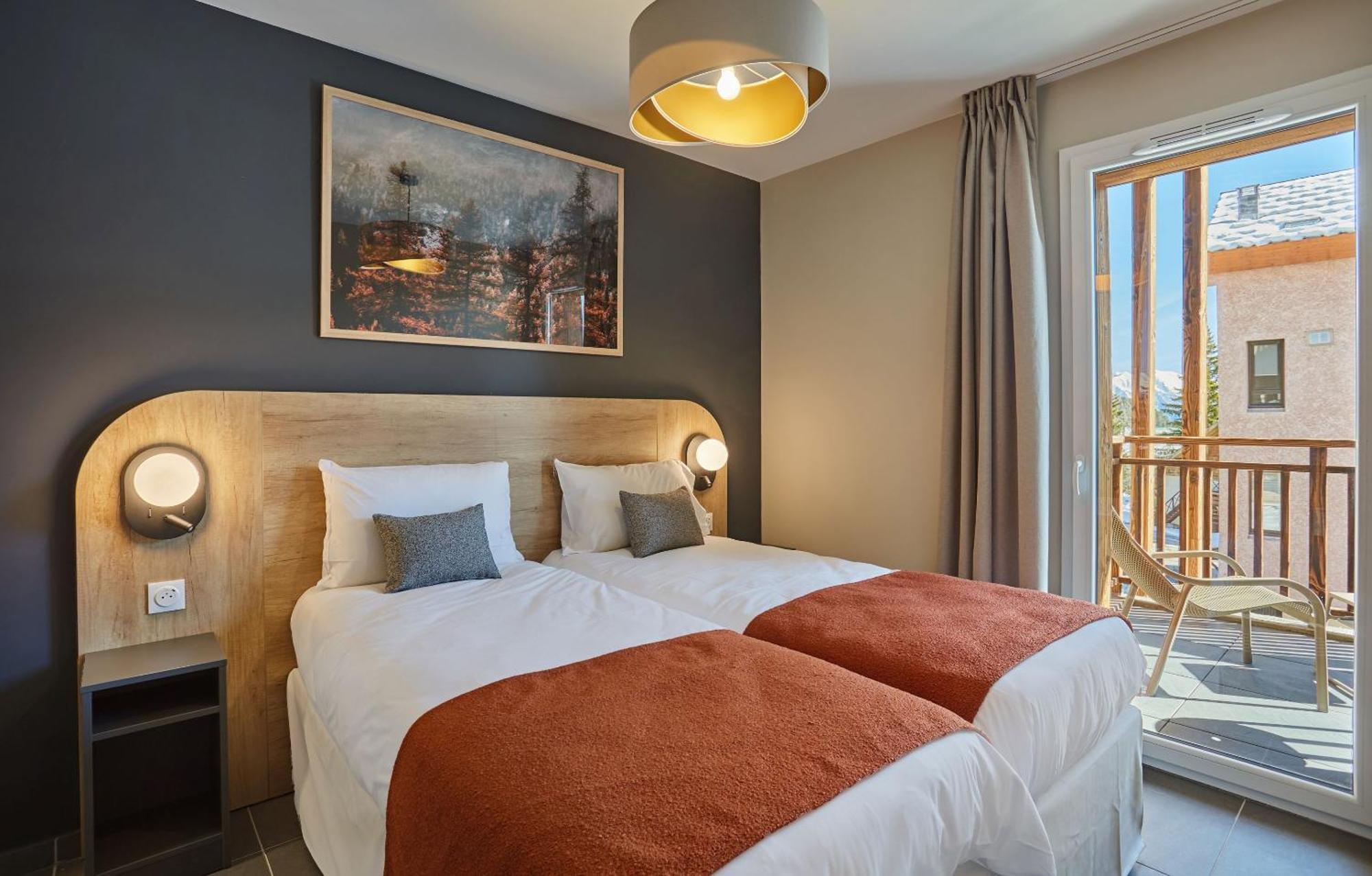 Residence Prestige Odalys Le Mont D'아론 외부 사진