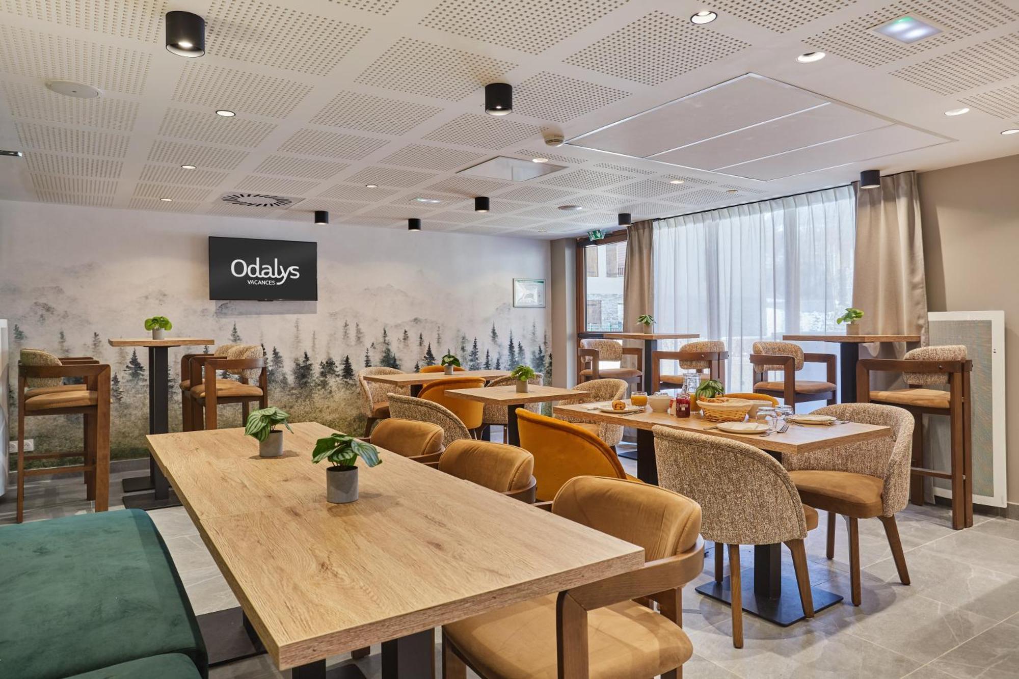 Residence Prestige Odalys Le Mont D'아론 외부 사진