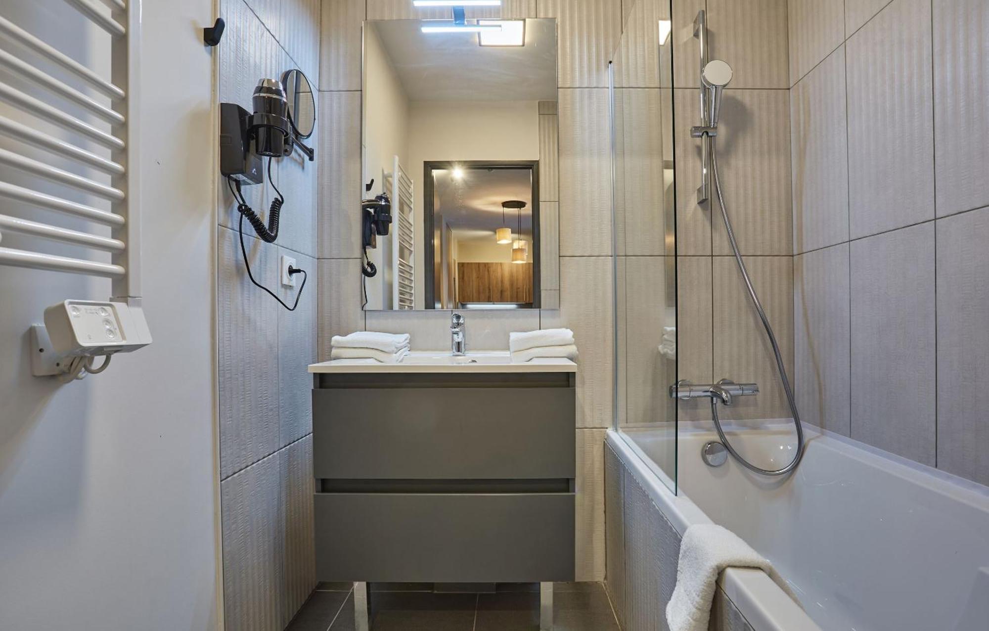 Residence Prestige Odalys Le Mont D'아론 외부 사진
